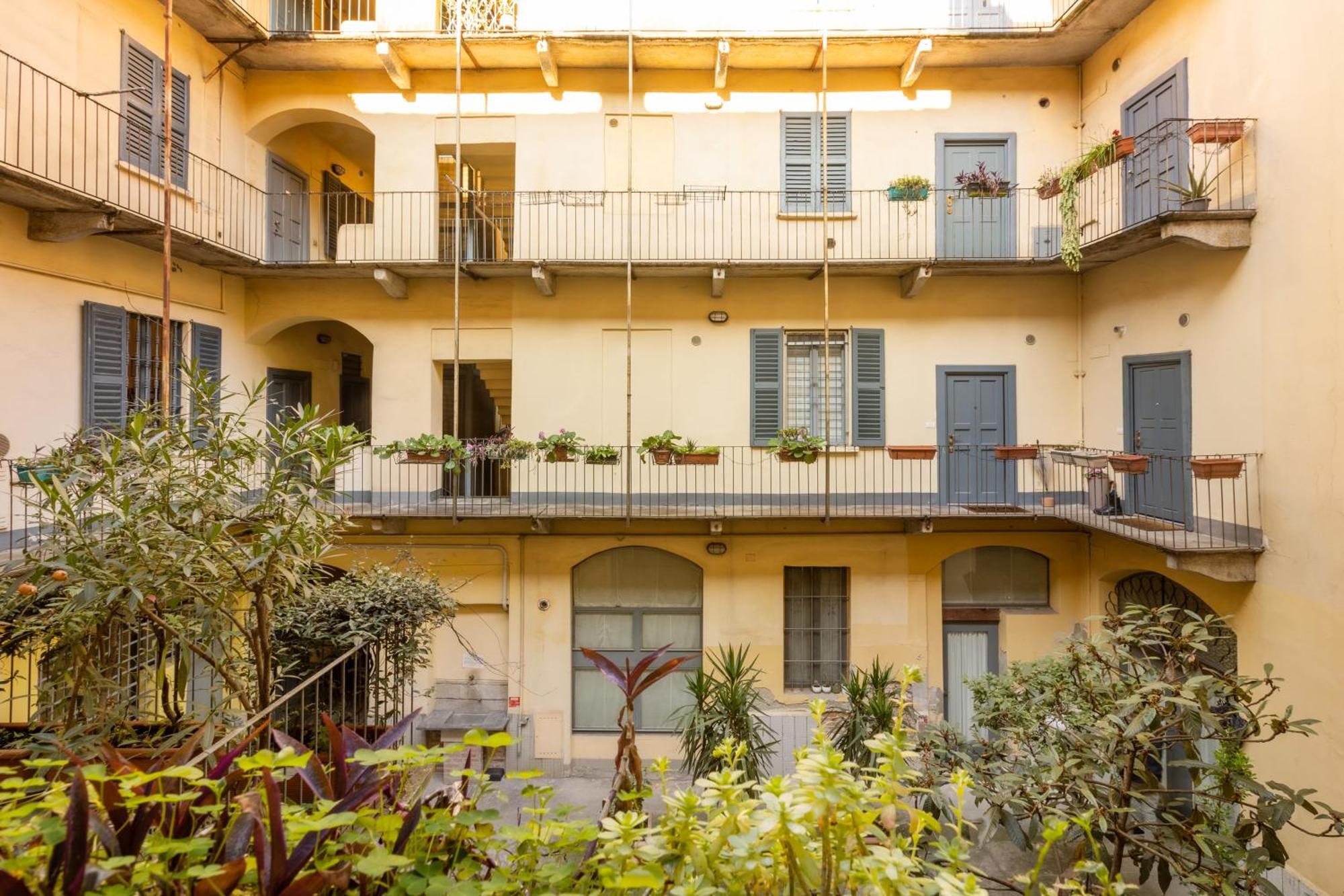 Bricks & Beams Studio In The Key Area Of Milan Exterior photo